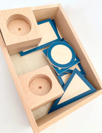 Solides géométriques Montessori – Coffret éducatif