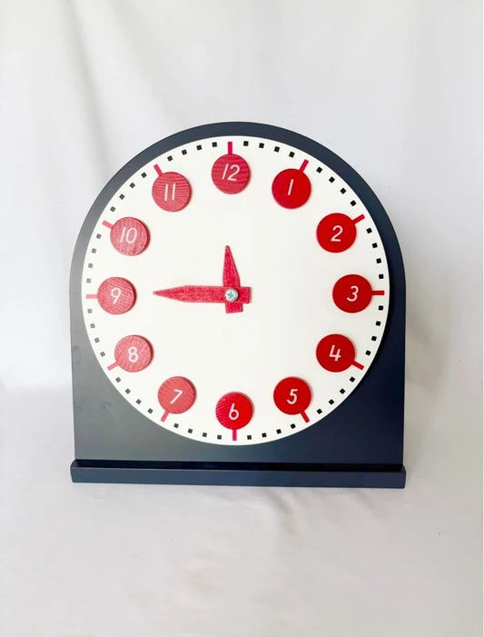 Horloge Montessori en bois – Apprentissage du temps
